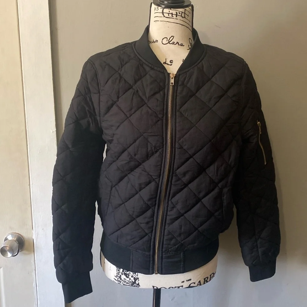 Jacket - Picture 1 of 9